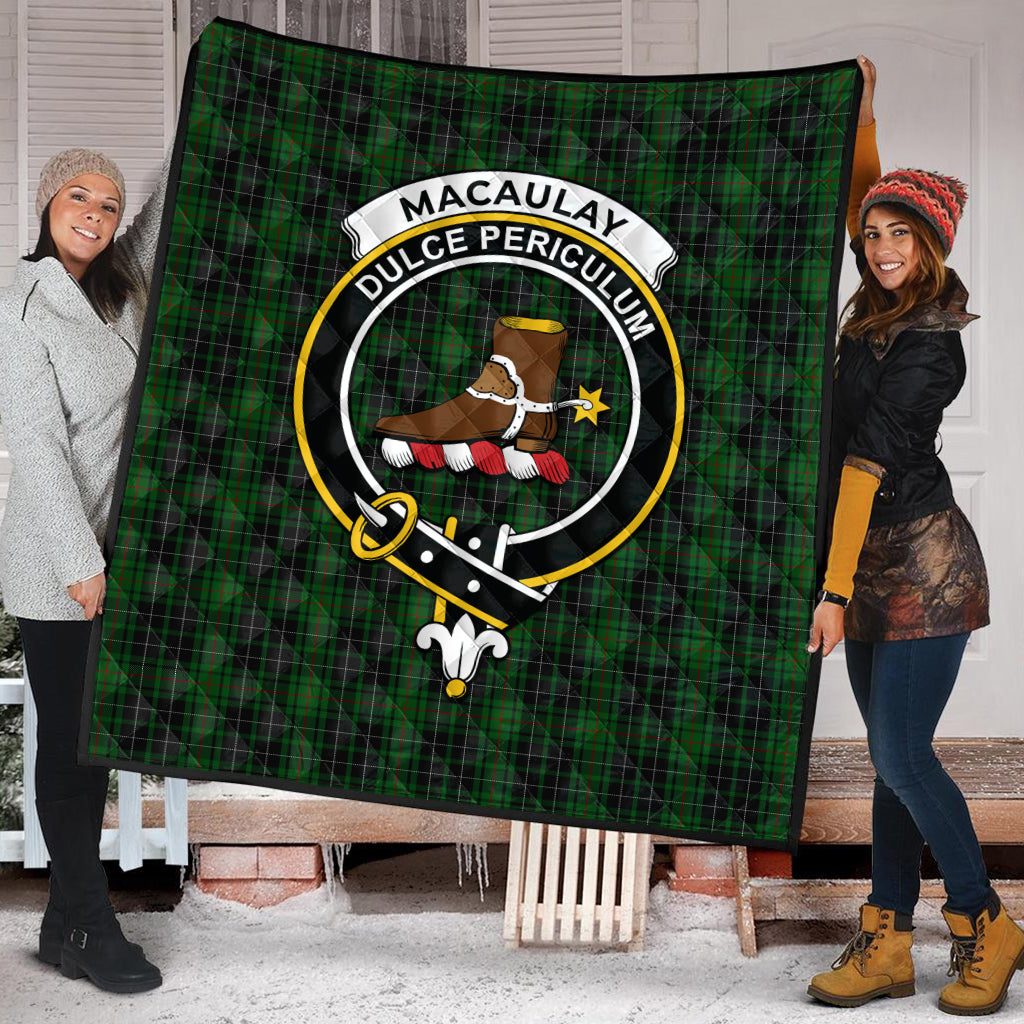 macaulay-hunting-tartan-quilt-with-family-crest