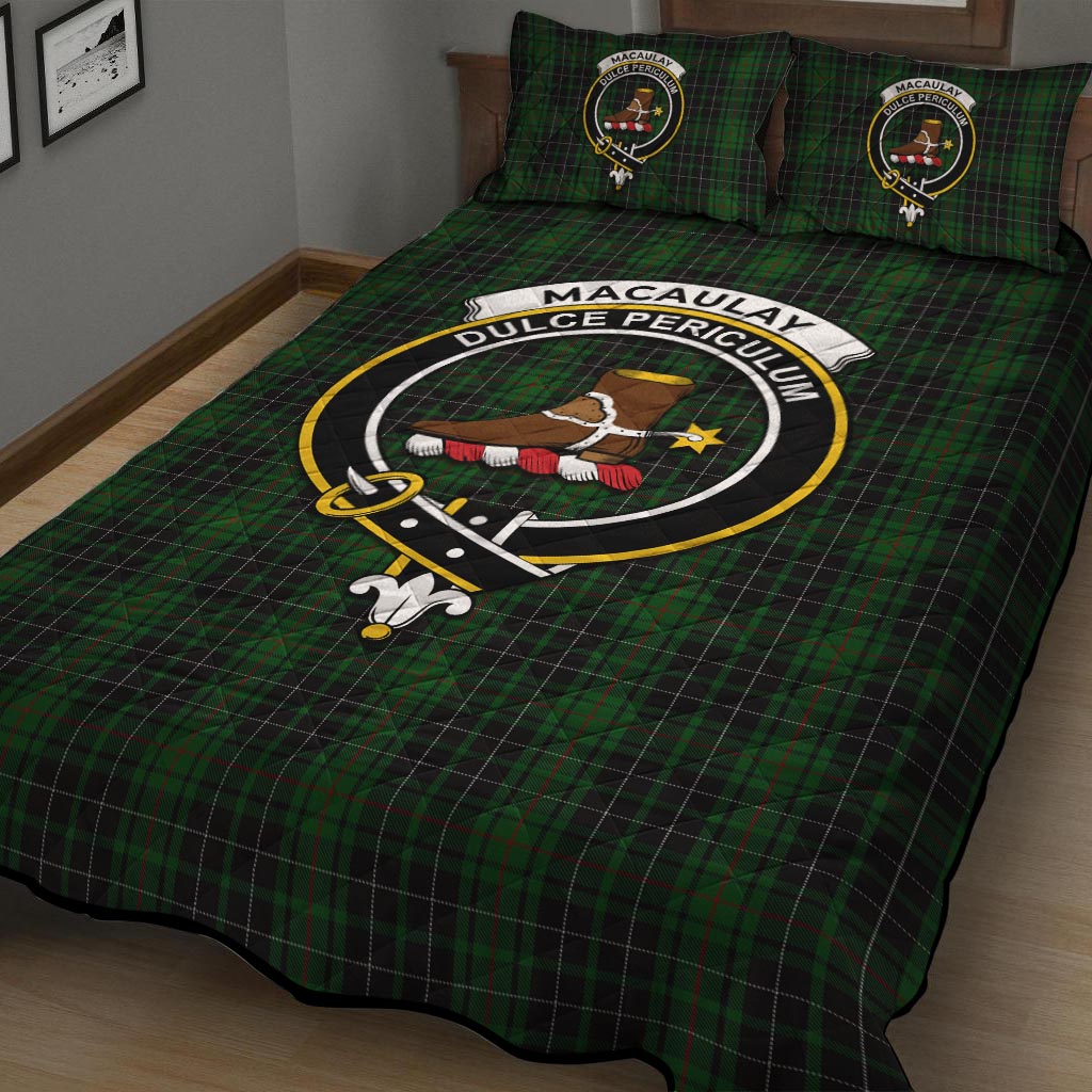 MacAulay Hunting Tartan Quilt Bed Set with Family Crest - Tartan Vibes Clothing