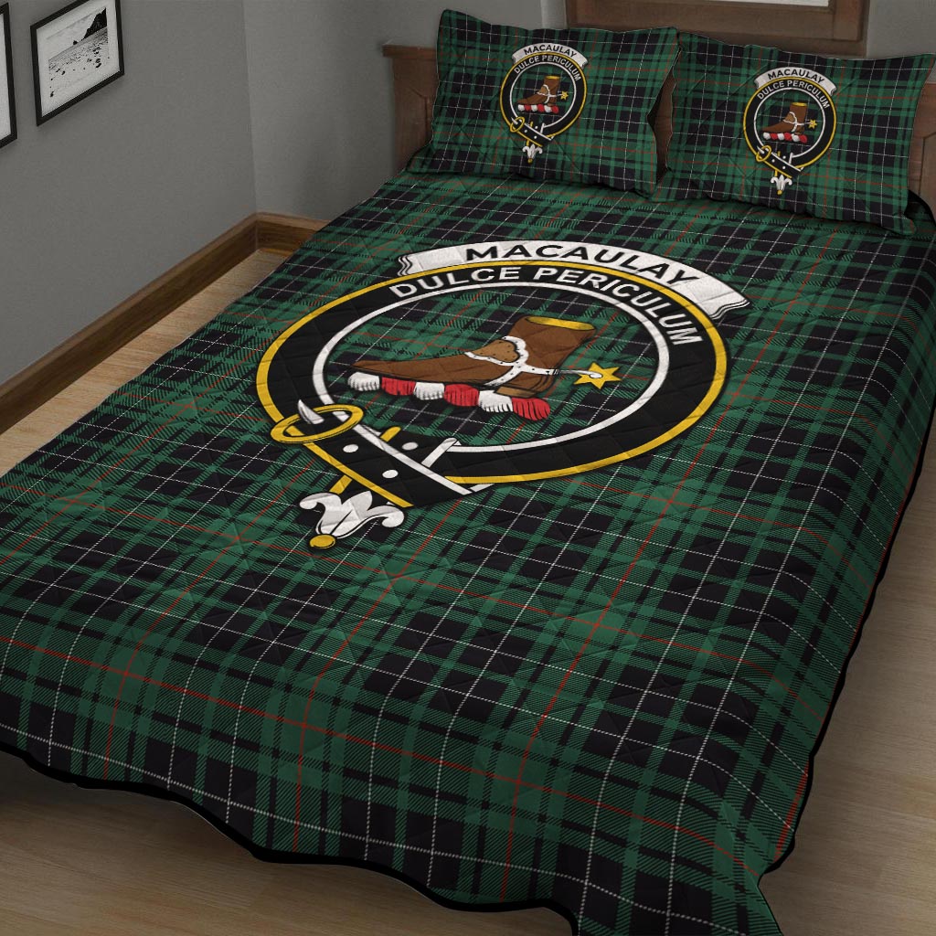 MacAulay Hunting Ancient Tartan Quilt Bed Set with Family Crest - Tartanvibesclothing