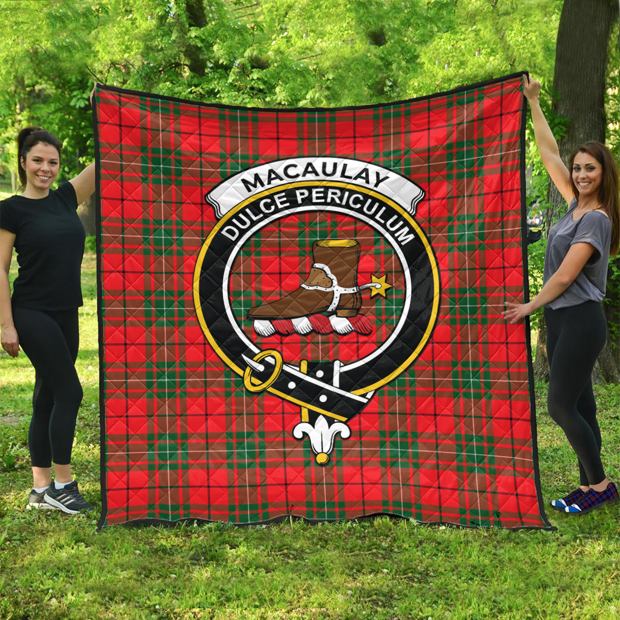 macaulay-modern-tartan-quilt-with-family-crest