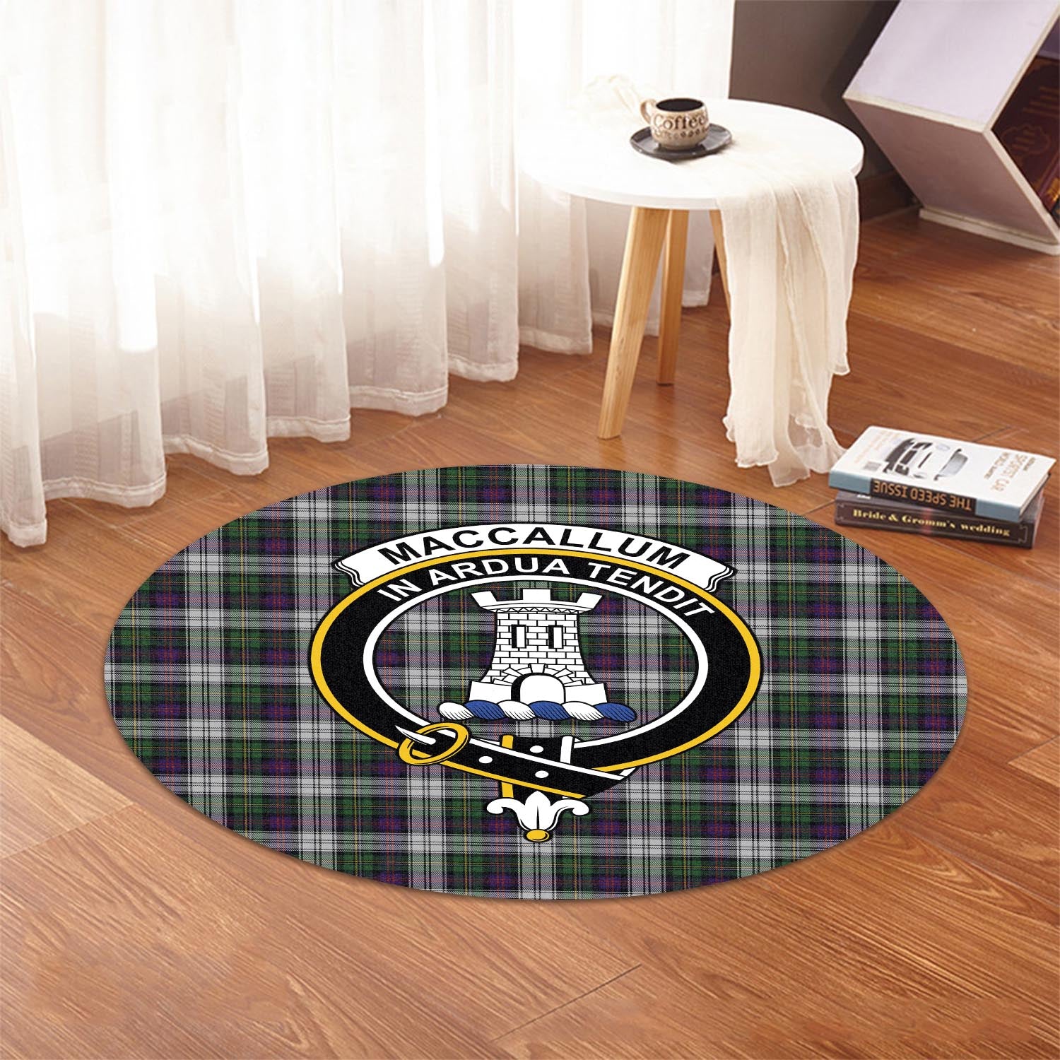 maccallum-dress-tartan-round-rug-with-family-crest