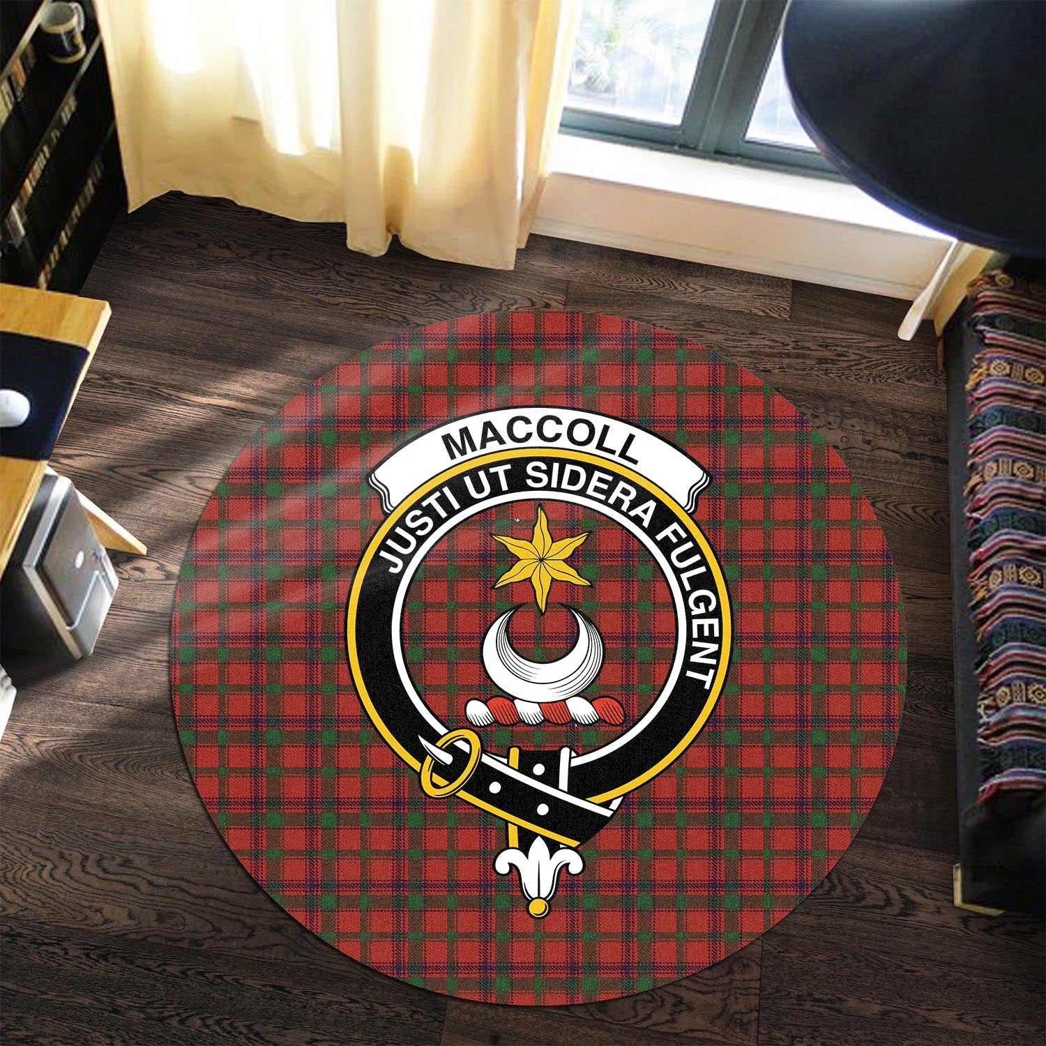 maccoll-tartan-round-rug-with-family-crest