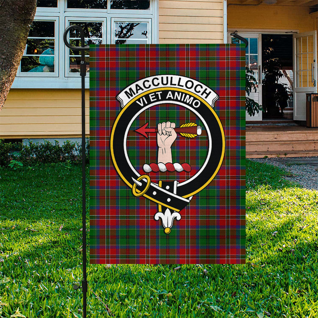 macculloch-tartan-flag-with-family-crest