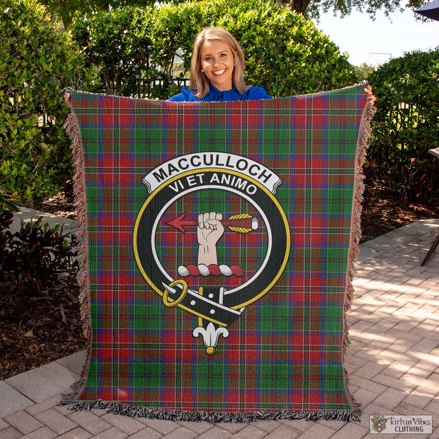 Tartan Vibes Clothing MacCulloch Tartan Woven Blanket with Family Crest