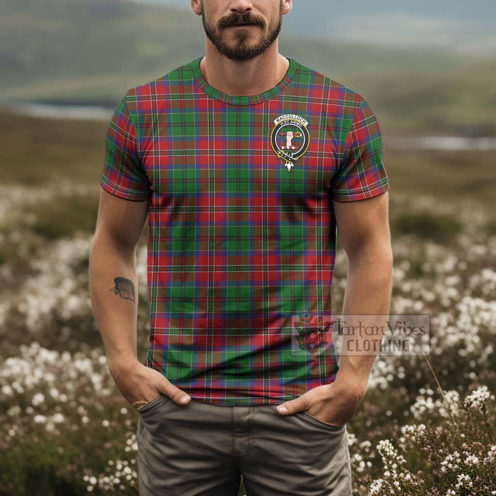 Tartan Vibes Clothing MacCulloch (McCulloch) Tartan T-Shirt with Family Crest and Bearded Skull Holding Bottles of Whiskey