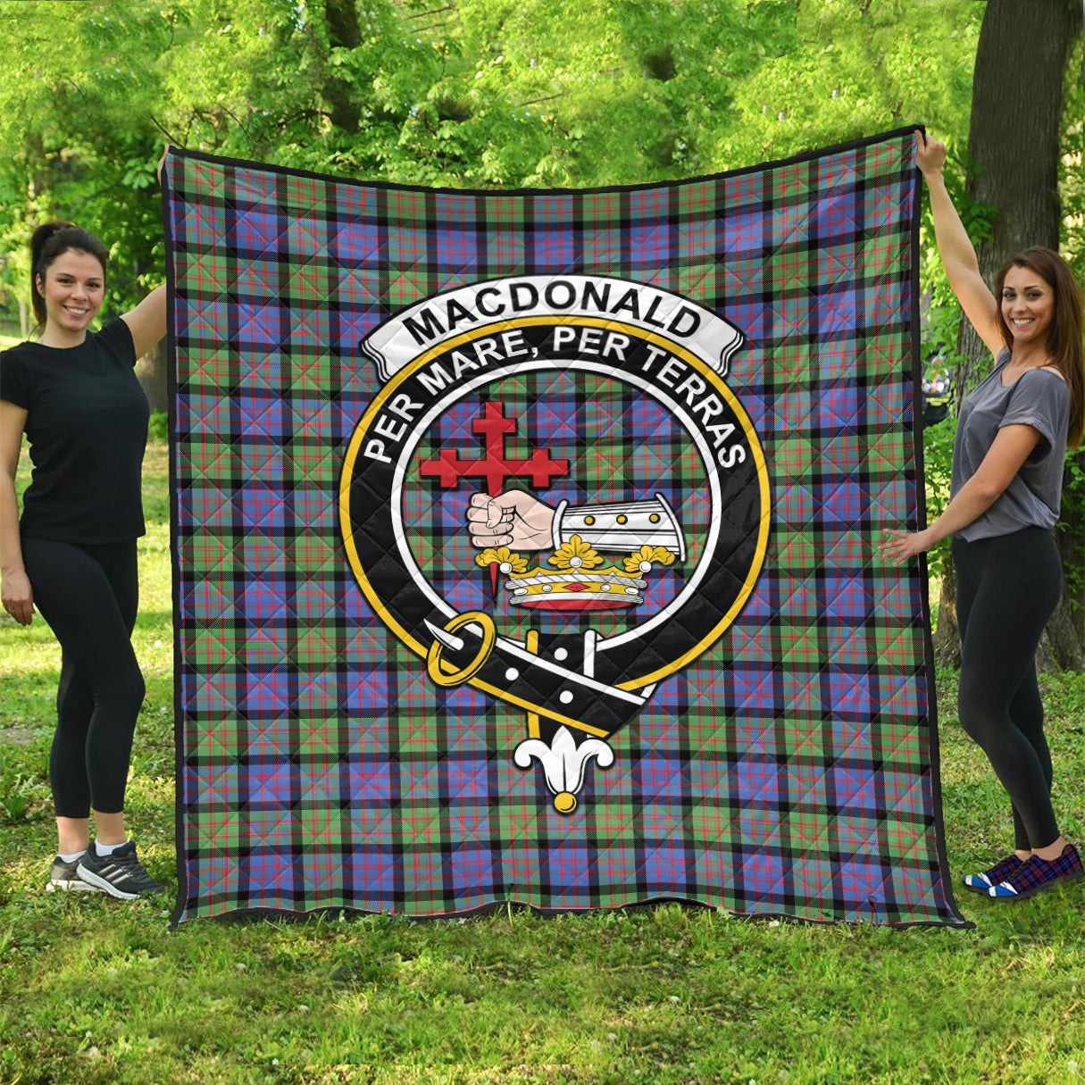 macdonald-ancient-tartan-quilt-with-family-crest