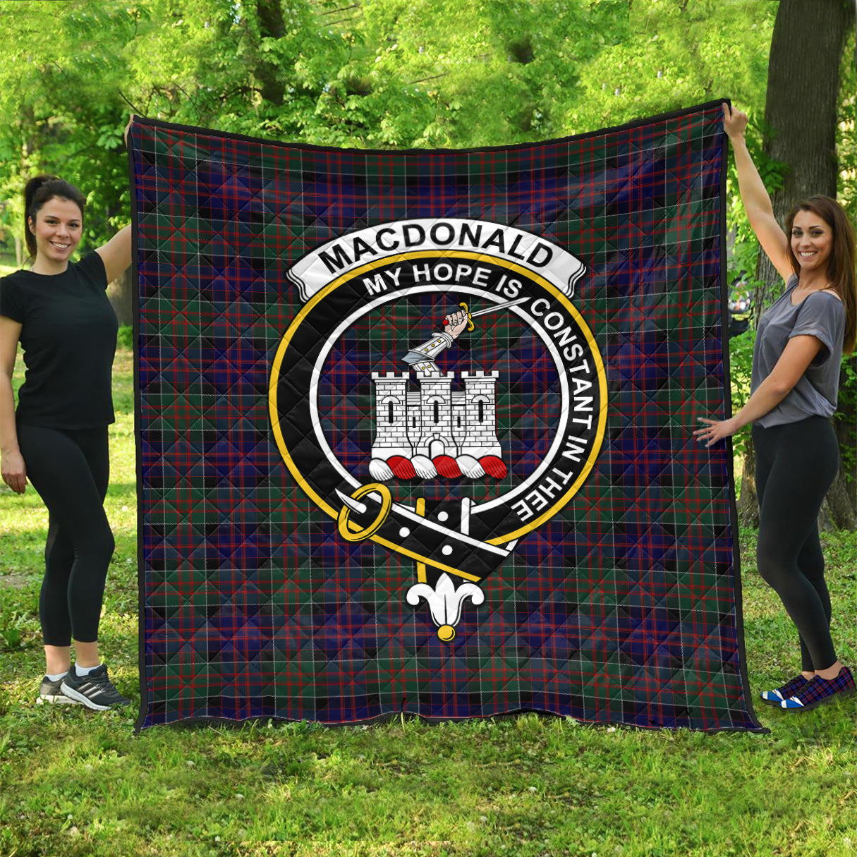 macdonald-of-clan-ranald-tartan-quilt-with-family-crest