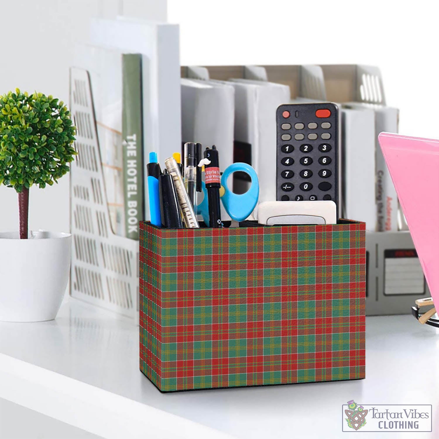 Tartan Vibes Clothing MacDonald of Kingsburgh Tartan Pen Holder