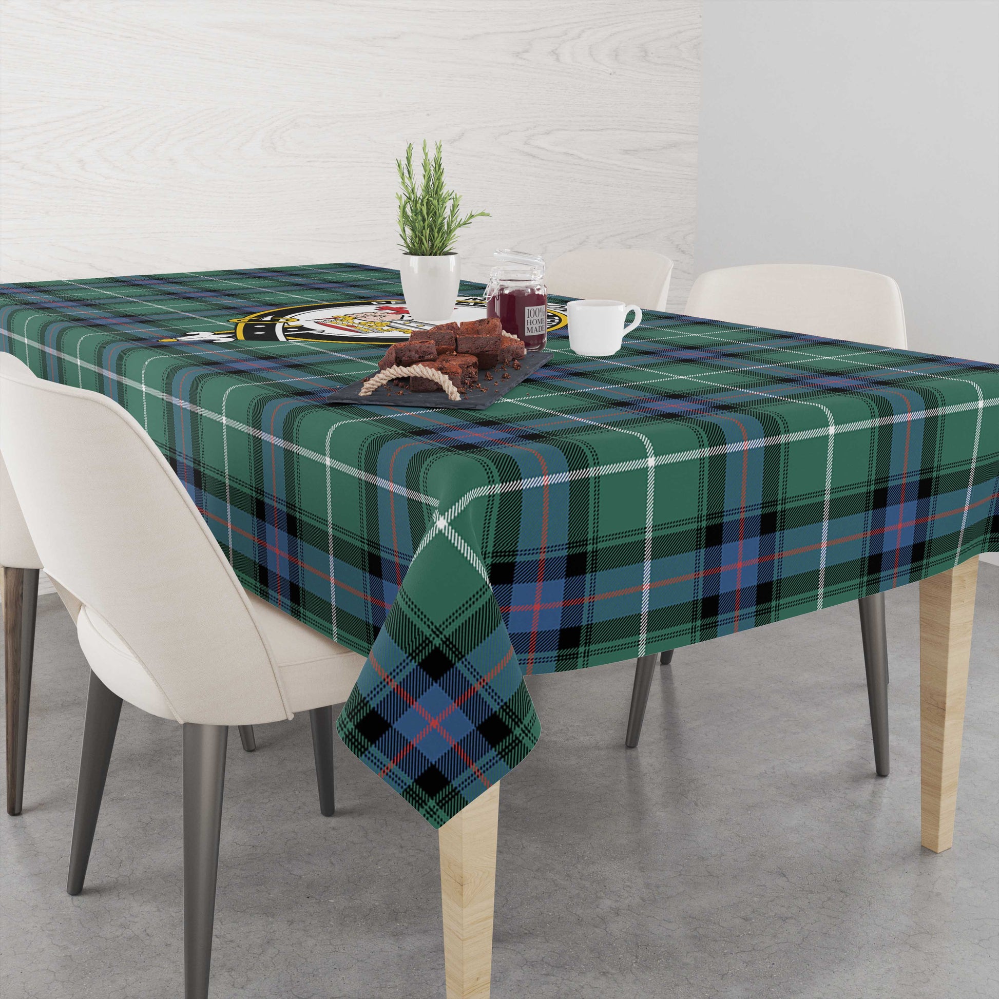 macdonald-of-the-isles-hunting-ancient-tatan-tablecloth-with-family-crest