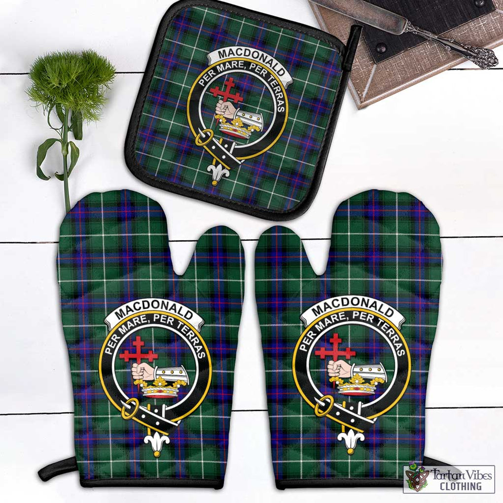 MacDonald of the Isles Hunting Modern Tartan Combo Oven Mitt & Pot-Holder with Family Crest Combo 1 Oven Mitt & 1 Pot-Holder Black - Tartan Vibes Clothing