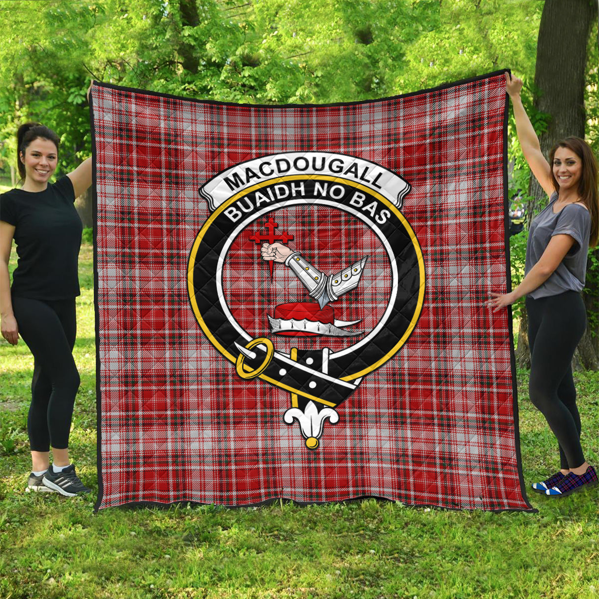 macdougall-dress-tartan-quilt-with-family-crest