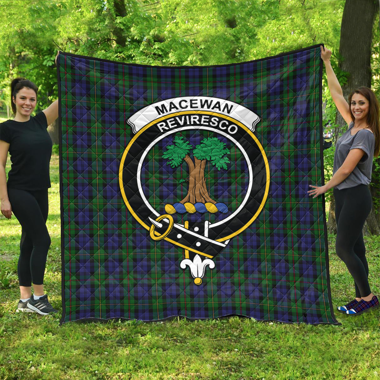 macewan-tartan-quilt-with-family-crest