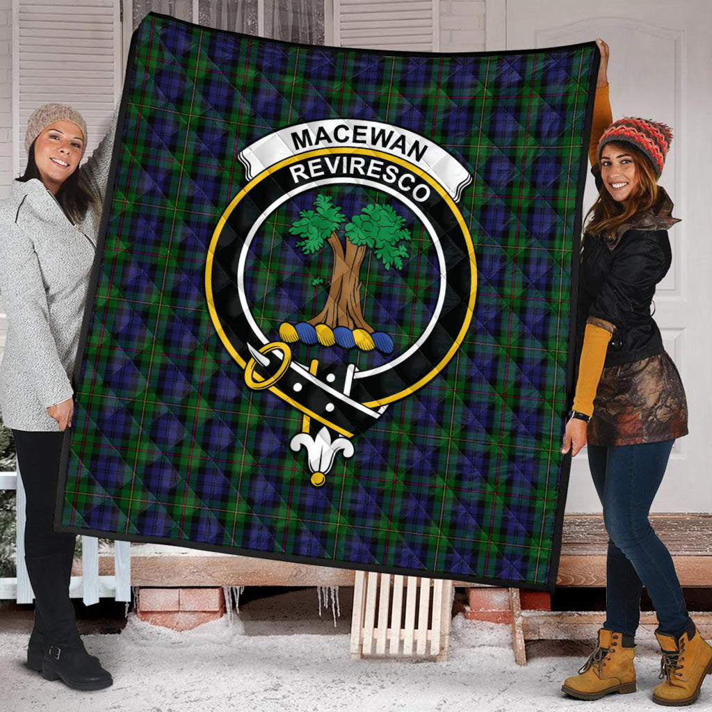 macewan-tartan-quilt-with-family-crest