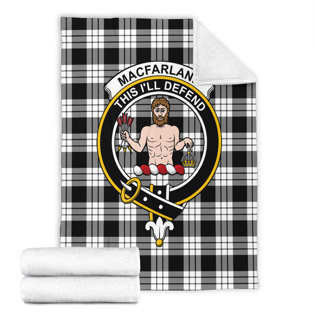 macfarlane-black-white-tartab-blanket-with-family-crest