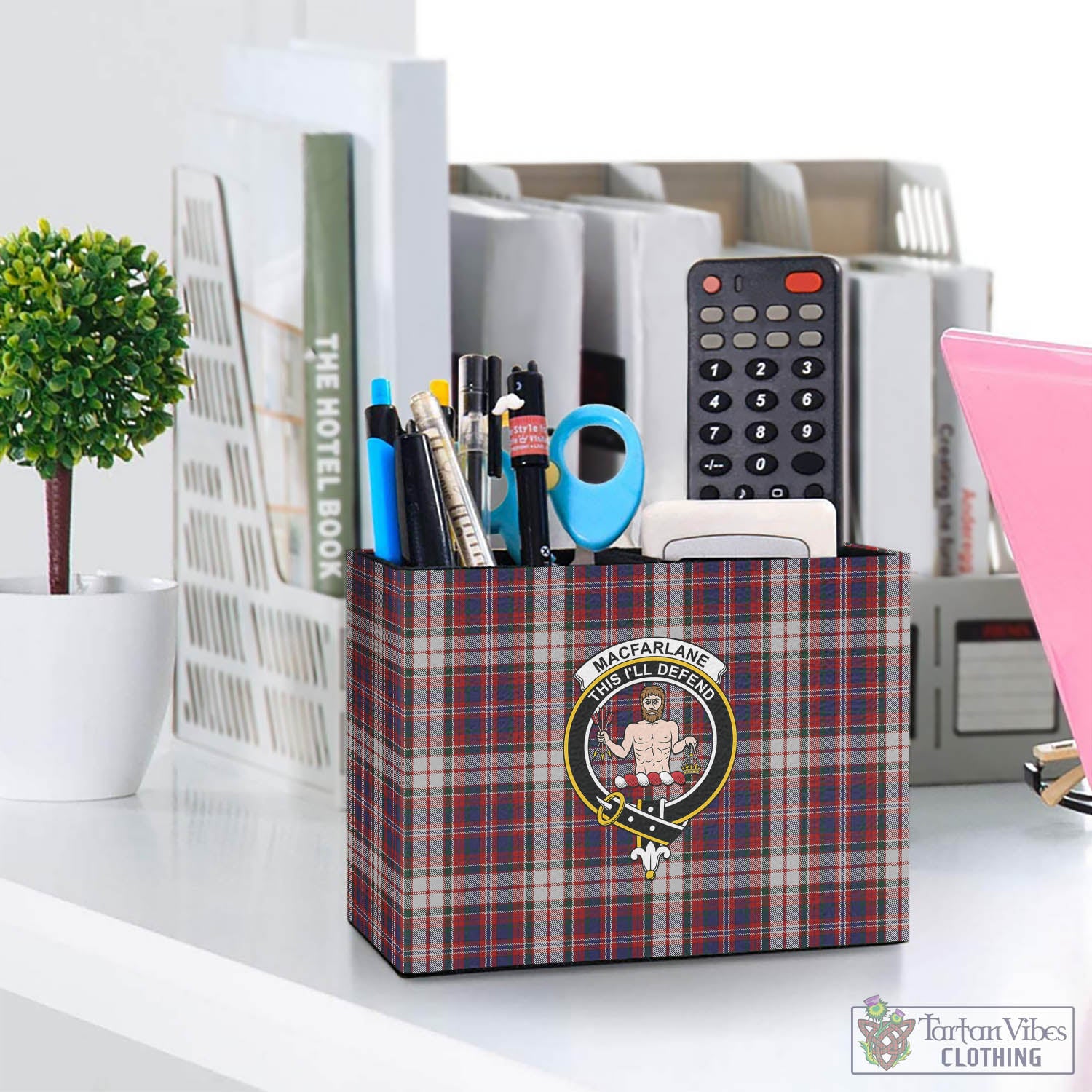 Tartan Vibes Clothing MacFarlane Dress Tartan Pen Holder with Family Crest