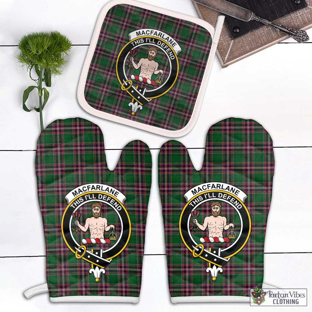 MacFarlane Hunting Tartan Combo Oven Mitt & Pot-Holder with Family Crest Combo 1 Oven Mitt & 1 Pot-Holder White - Tartan Vibes Clothing