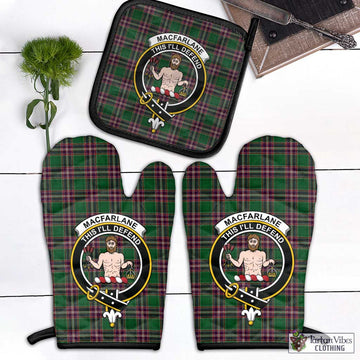 MacFarlane Hunting Tartan Combo Oven Mitt & Pot-Holder with Family Crest