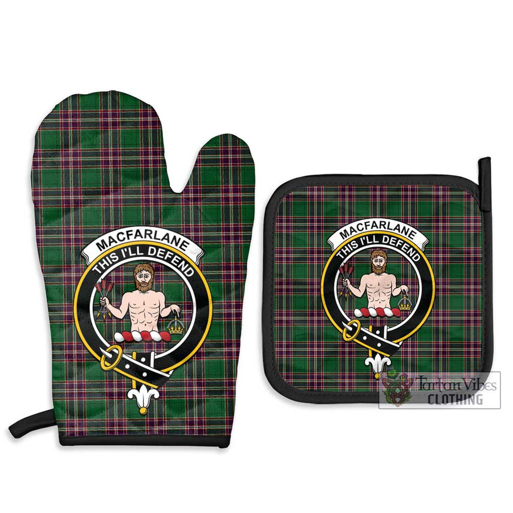 MacFarlane Hunting Tartan Combo Oven Mitt & Pot-Holder with Family Crest Combo 1 Oven Mitt & 2 Pot-Holder Black - Tartan Vibes Clothing