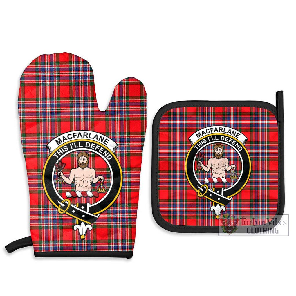 MacFarlane (McFarlane) Tartan Combo Oven Mitt & Pot-Holder with Family Crest Combo 1 Oven Mitt & 2 Pot-Holder Black - Tartan Vibes Clothing