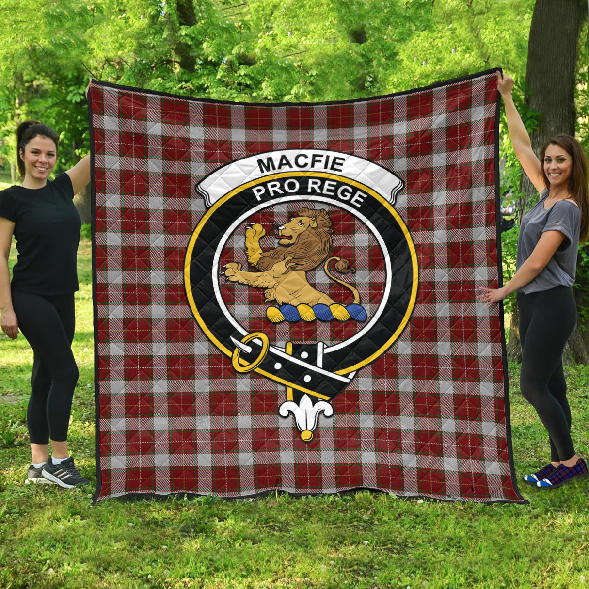 macfie-dress-tartan-quilt-with-family-crest