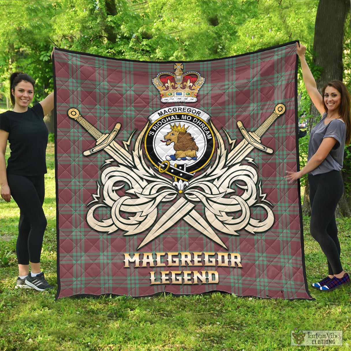 Tartan Vibes Clothing MacGregor Hunting Ancient Tartan Quilt with Clan Crest and the Golden Sword of Courageous Legacy