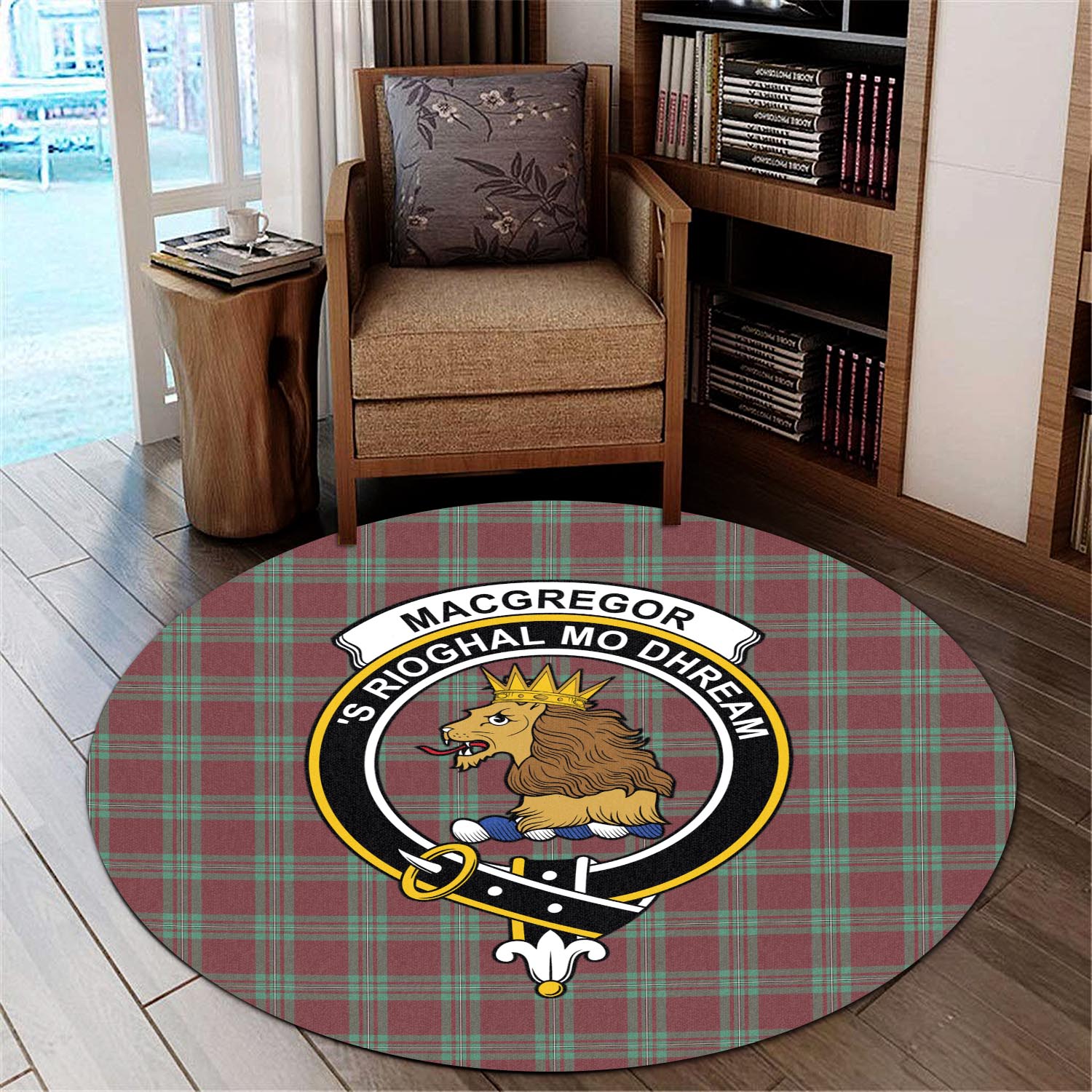 macgregor-hunting-ancient-tartan-round-rug-with-family-crest