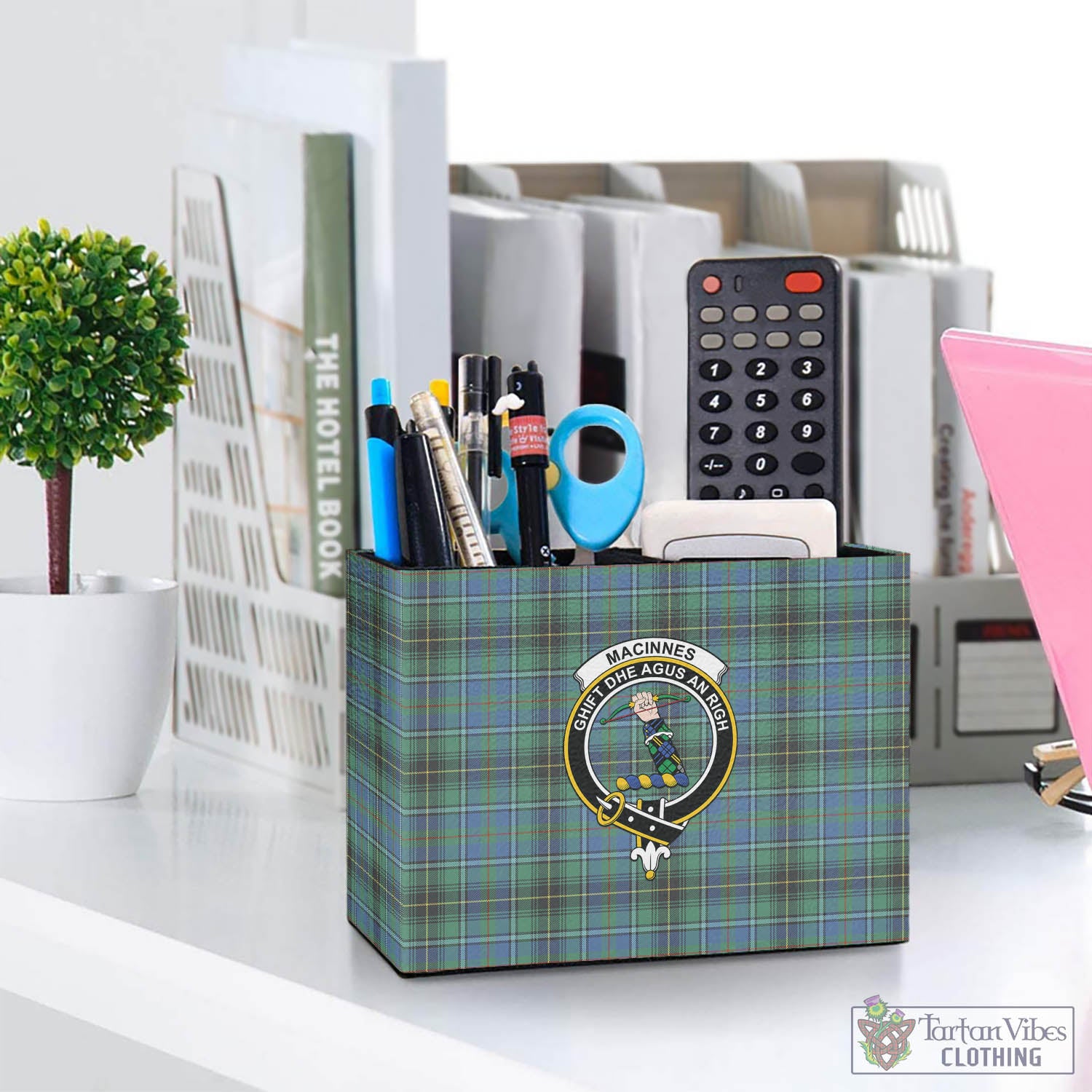 Tartan Vibes Clothing MacInnes Ancient Tartan Pen Holder with Family Crest