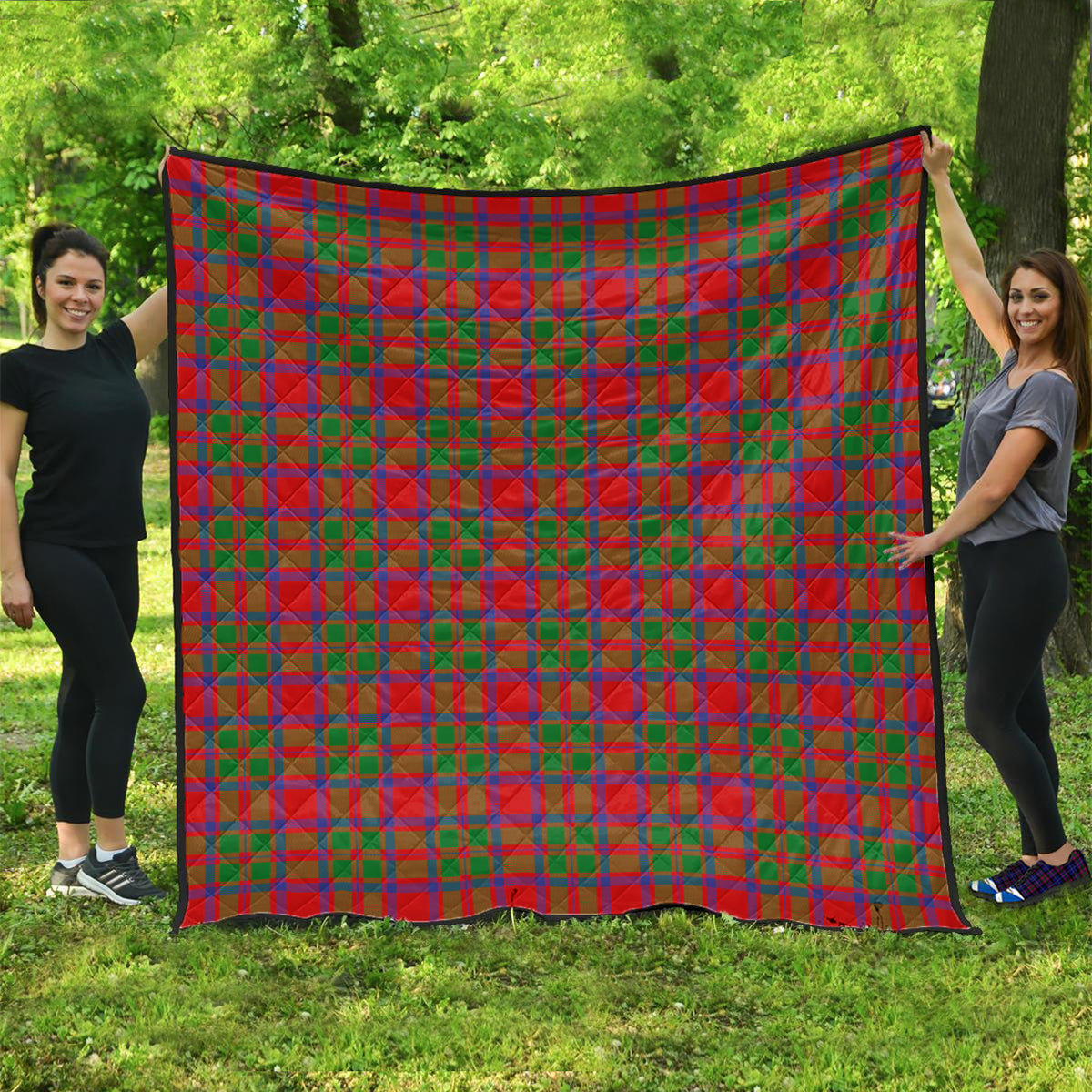 MacIntosh (McIntosh) Tartan Quilt - Tartan Vibes Clothing