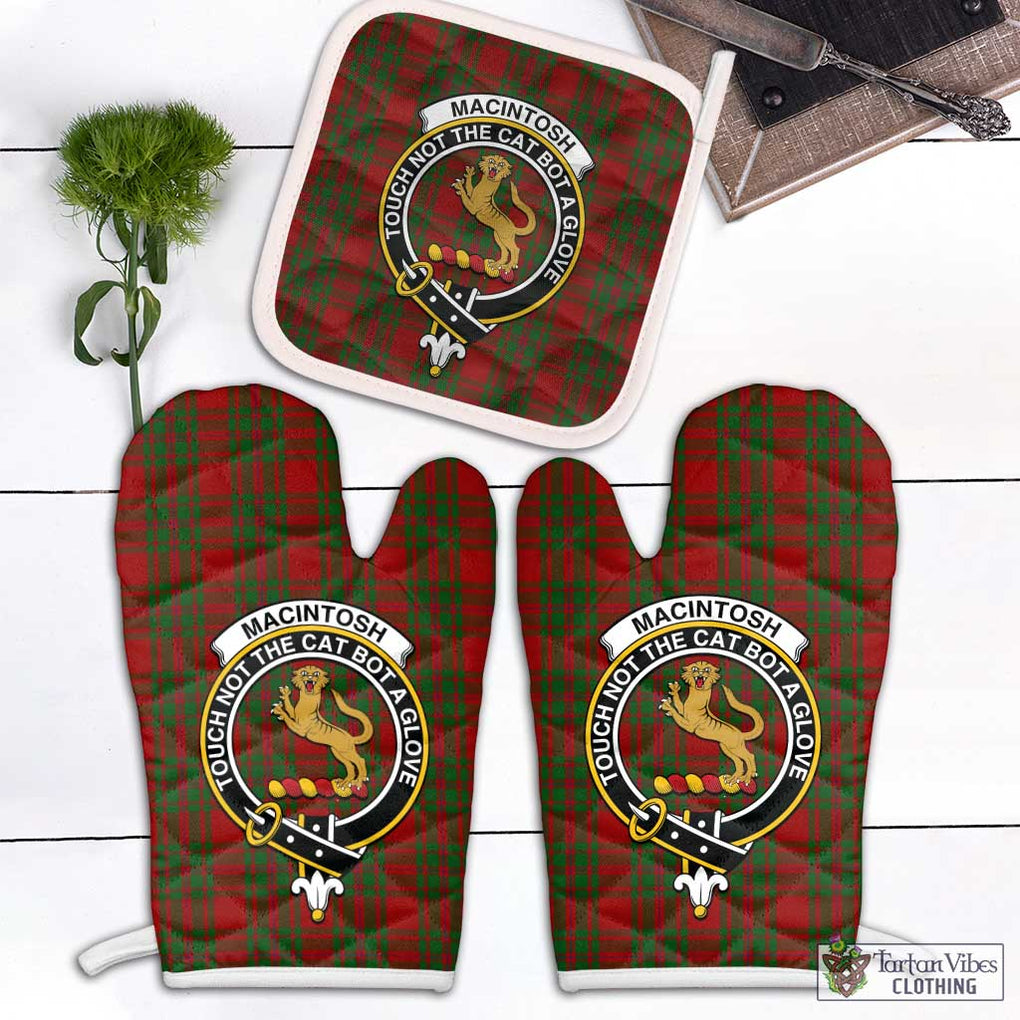 MacIntosh Red Tartan Combo Oven Mitt & Pot-Holder with Family Crest Combo 1 Oven Mitt & 1 Pot-Holder White - Tartan Vibes Clothing