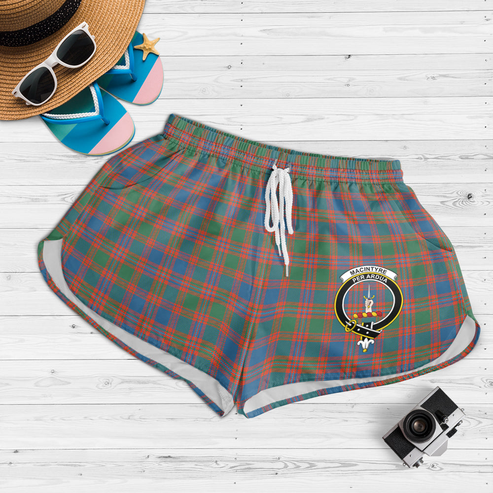 macintyre-ancient-tartan-womens-shorts-with-family-crest