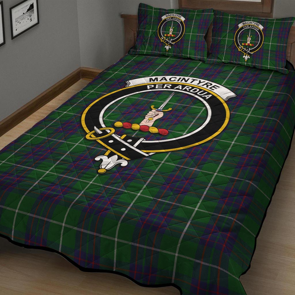 MacIntyre Hunting Tartan Quilt Bed Set with Family Crest - Tartanvibesclothing