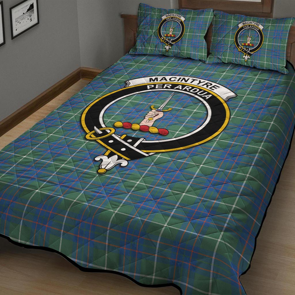 MacIntyre Hunting Ancient Tartan Quilt Bed Set with Family Crest - Tartan Vibes Clothing