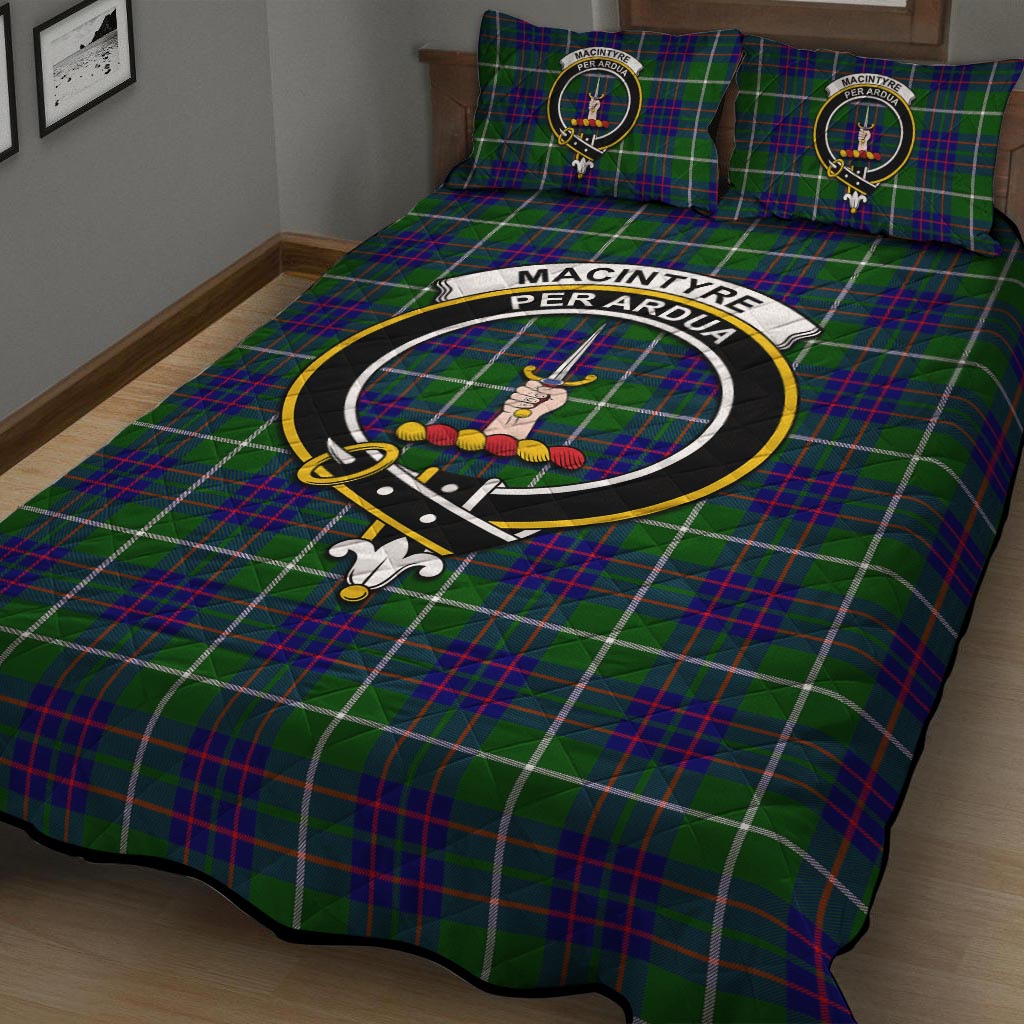 MacIntyre Hunting Modern Tartan Quilt Bed Set with Family Crest - Tartan Vibes Clothing