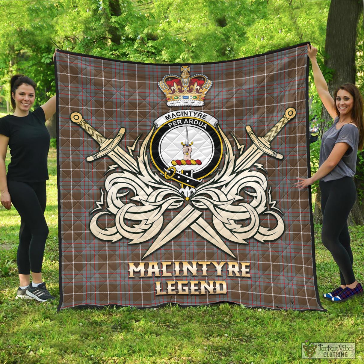 Tartan Vibes Clothing MacIntyre Hunting Weathered Tartan Quilt with Clan Crest and the Golden Sword of Courageous Legacy