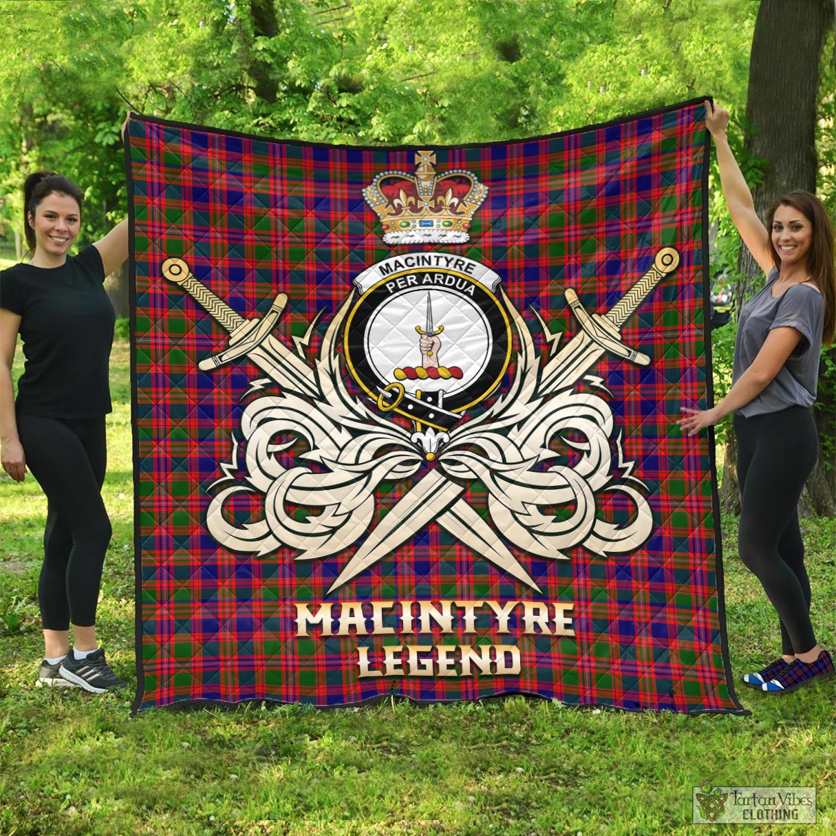 Tartan Vibes Clothing MacIntyre Modern Tartan Quilt with Clan Crest and the Golden Sword of Courageous Legacy