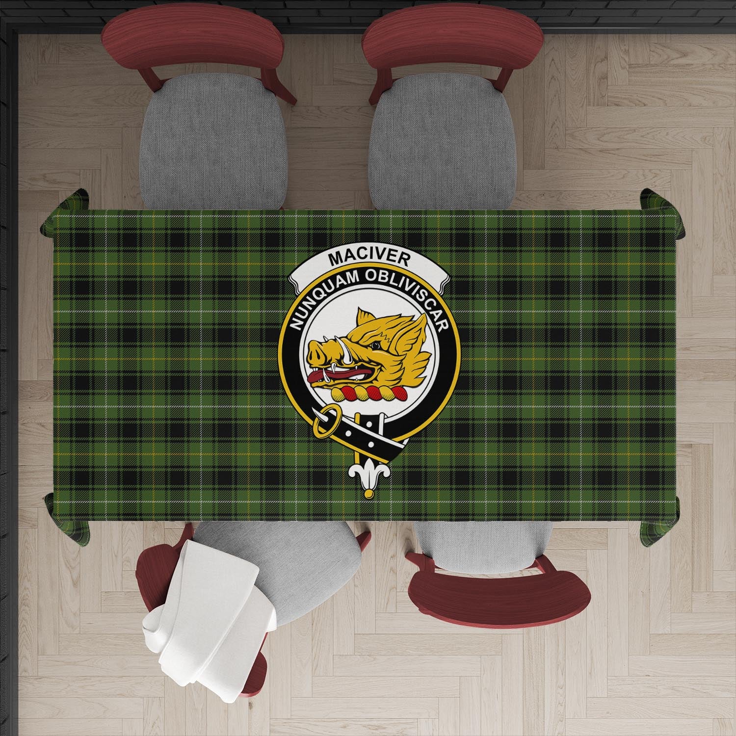 maciver-hunting-tatan-tablecloth-with-family-crest