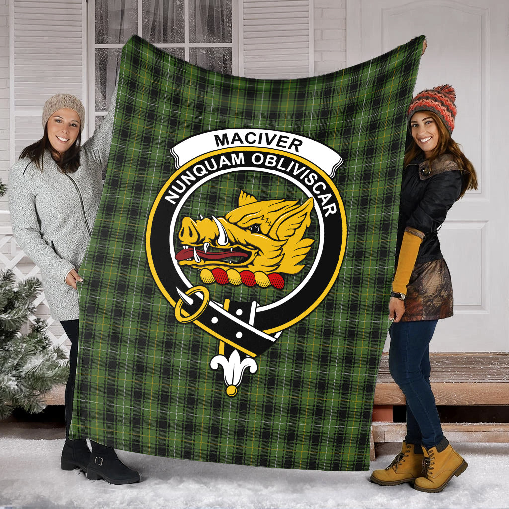 maciver-hunting-tartab-blanket-with-family-crest