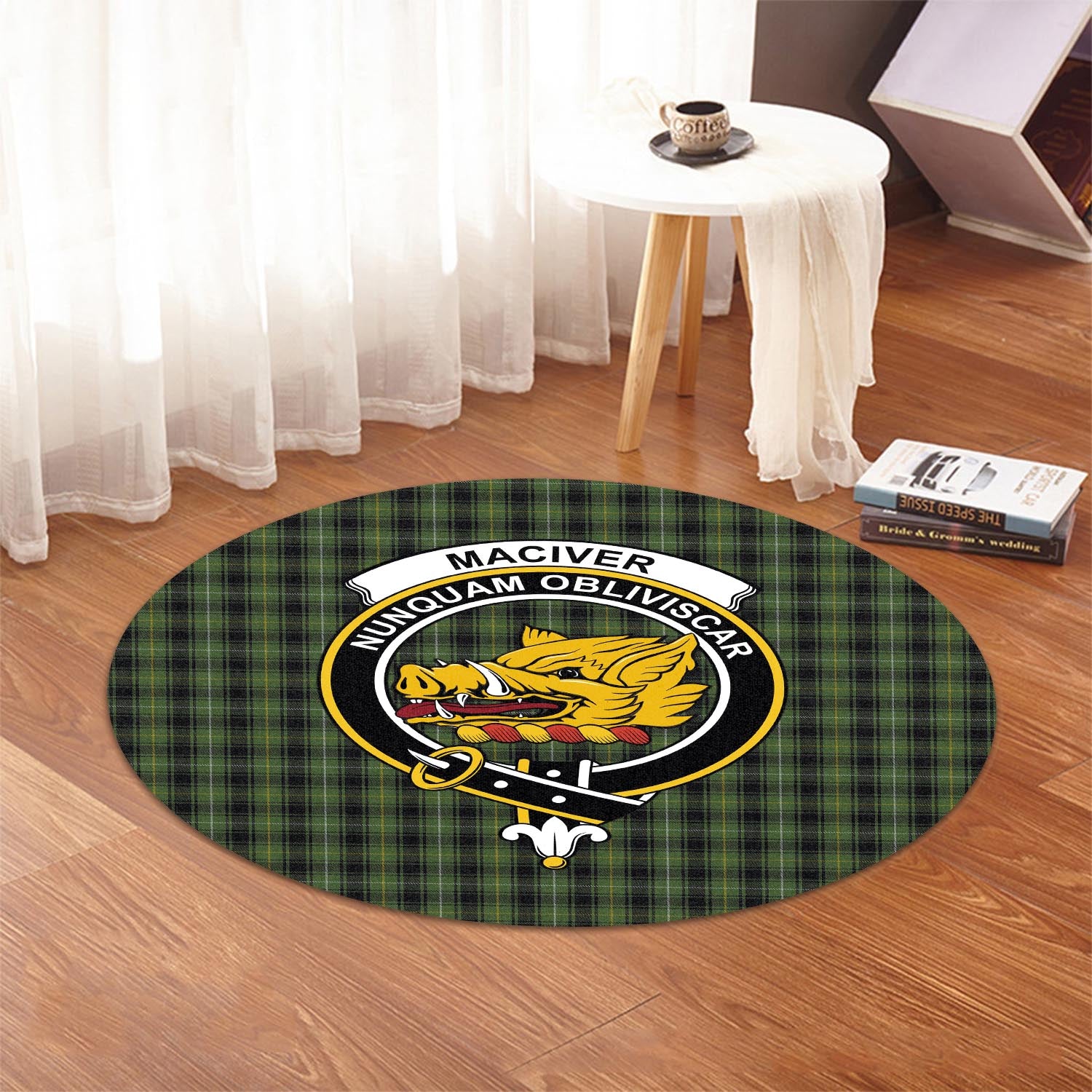 maciver-hunting-tartan-round-rug-with-family-crest