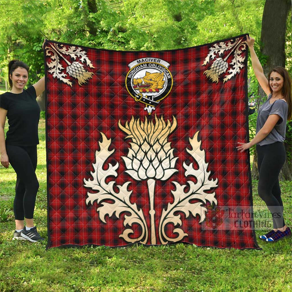 Tartan Vibes Clothing MacIver (McIver) Tartan Quilt with Family Crest and Golden Thistle Style