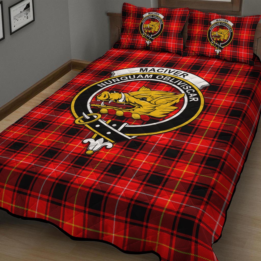 MacIver Modern Tartan Quilt Bed Set with Family Crest - Tartan Vibes Clothing