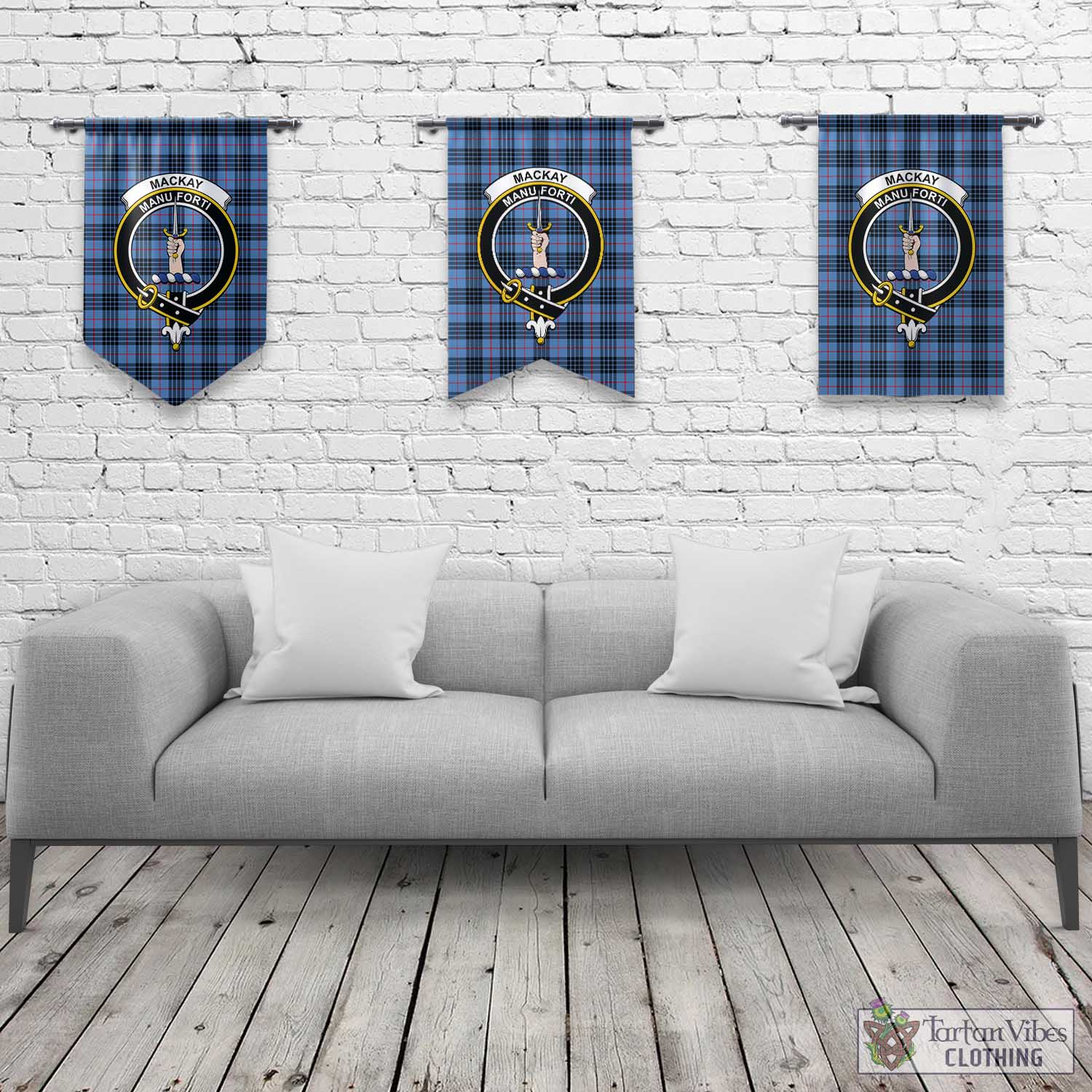 Tartan Vibes Clothing MacKay Blue Tartan Gonfalon, Tartan Banner with Family Crest