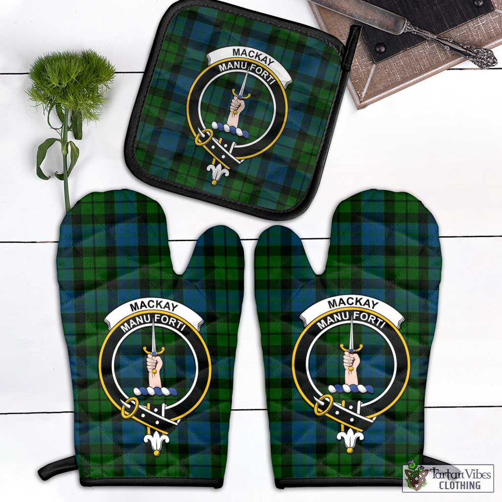 MacKay (McKay) Tartan Combo Oven Mitt & Pot-Holder with Family Crest Combo 1 Oven Mitt & 1 Pot-Holder Black - Tartan Vibes Clothing