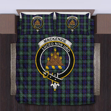 MacKenzie Hunting Green Tartan Quilt Bed Set with Family Crest