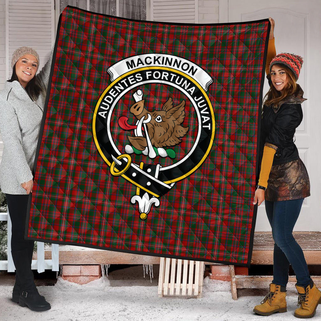 mackinnon-tartan-quilt-with-family-crest