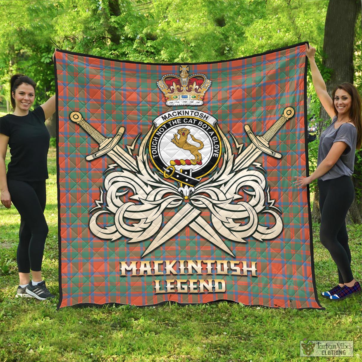 Tartan Vibes Clothing MacKintosh Ancient Tartan Quilt with Clan Crest and the Golden Sword of Courageous Legacy