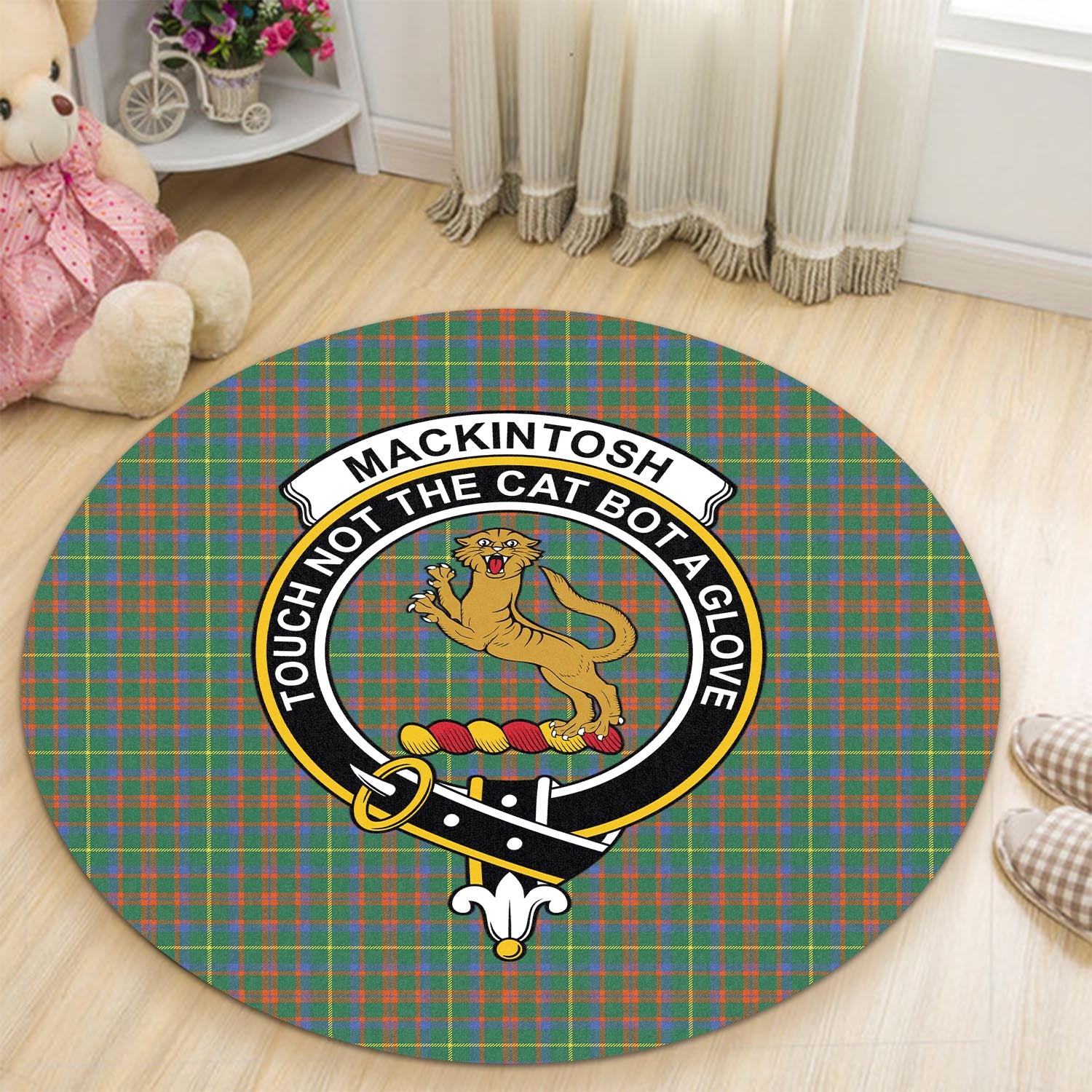 mackintosh-hunting-ancient-tartan-round-rug-with-family-crest