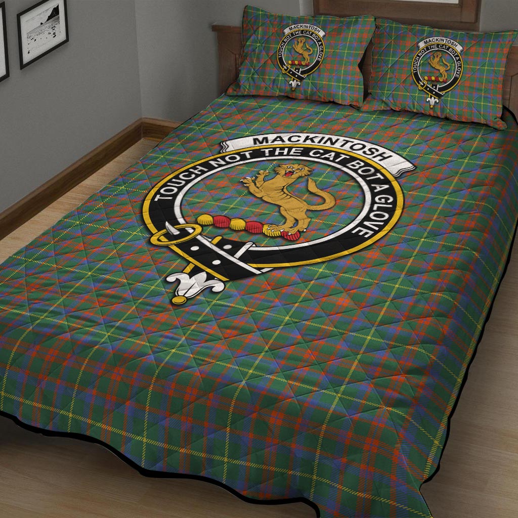 MacKintosh Hunting Ancient Tartan Quilt Bed Set with Family Crest - Tartan Vibes Clothing