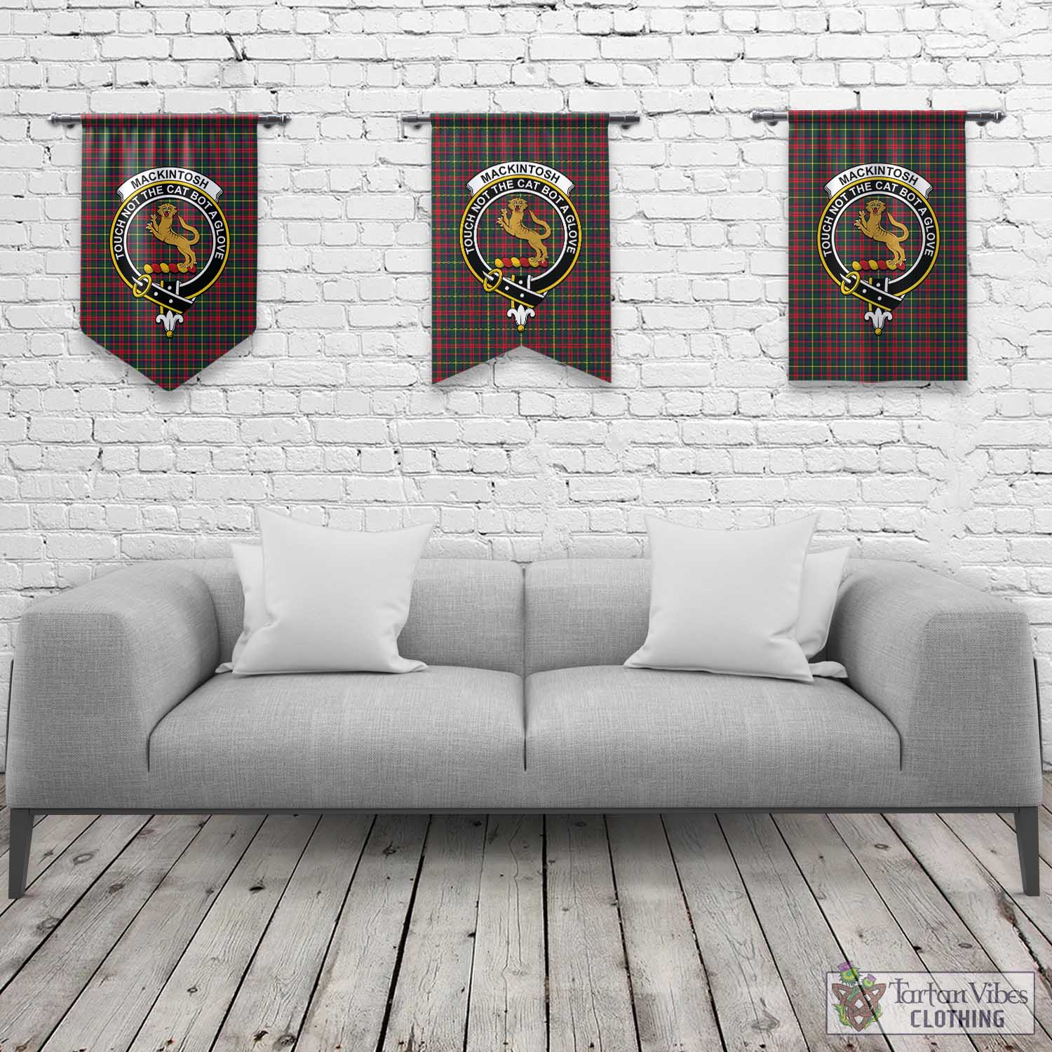 Tartan Vibes Clothing MacKintosh Hunting Modern Tartan Gonfalon, Tartan Banner with Family Crest