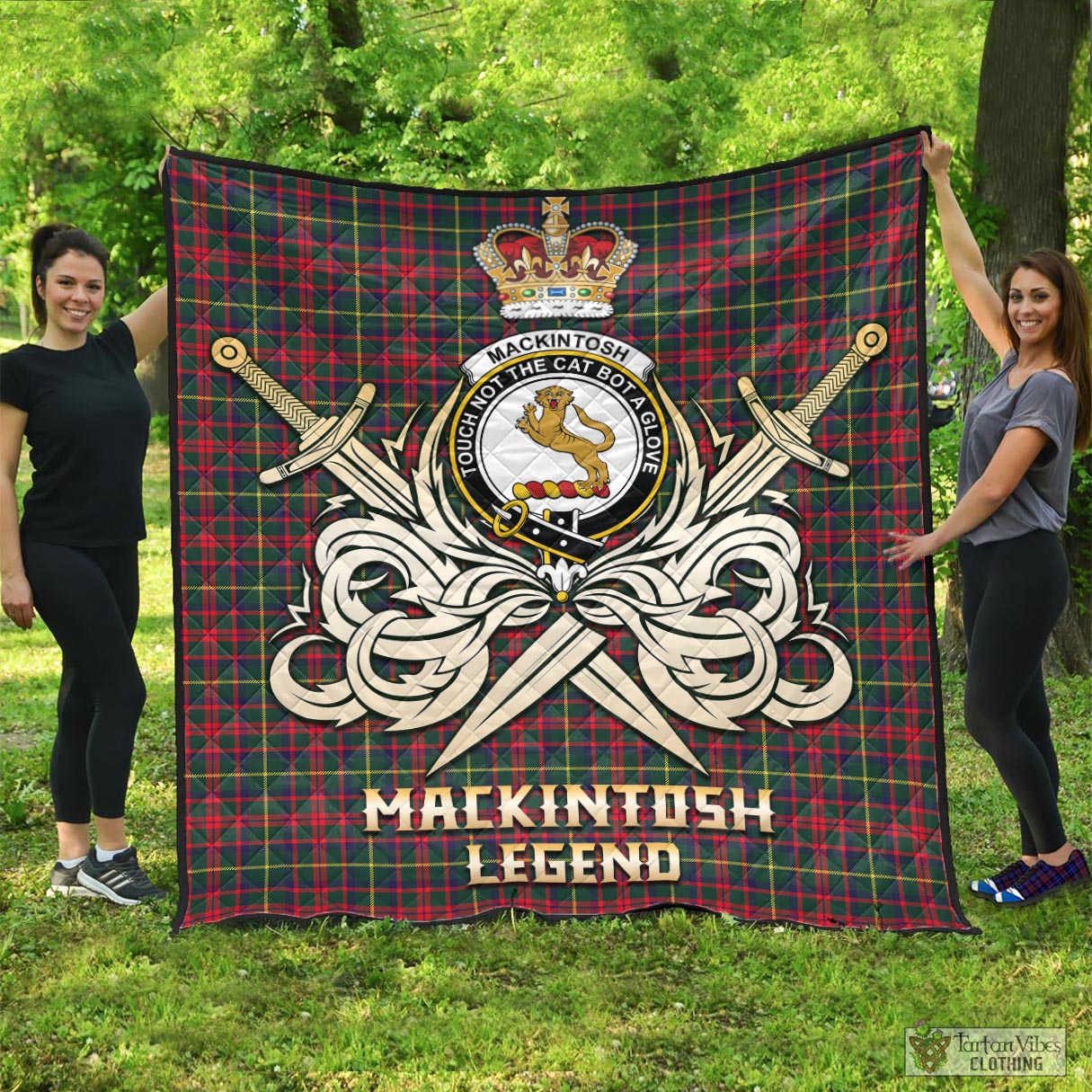 Tartan Vibes Clothing MacKintosh Hunting Modern Tartan Quilt with Clan Crest and the Golden Sword of Courageous Legacy