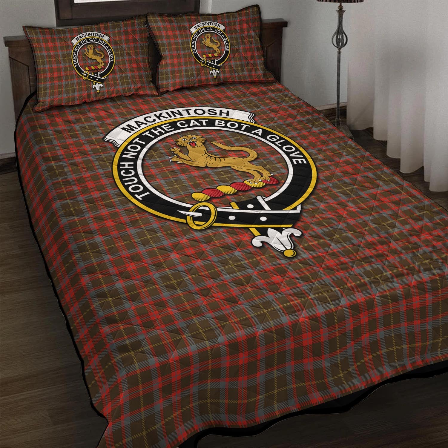 MacKintosh Hunting Weathered Tartan Quilt Bed Set with Family Crest - Tartanvibesclothing